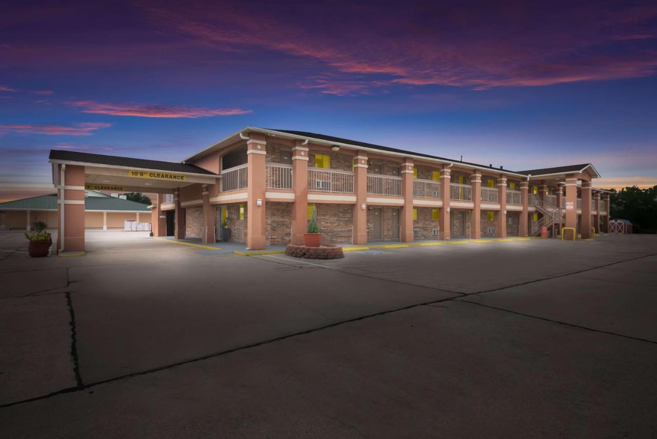 Surestay Hotel By Best Western Rockdale Dış mekan fotoğraf