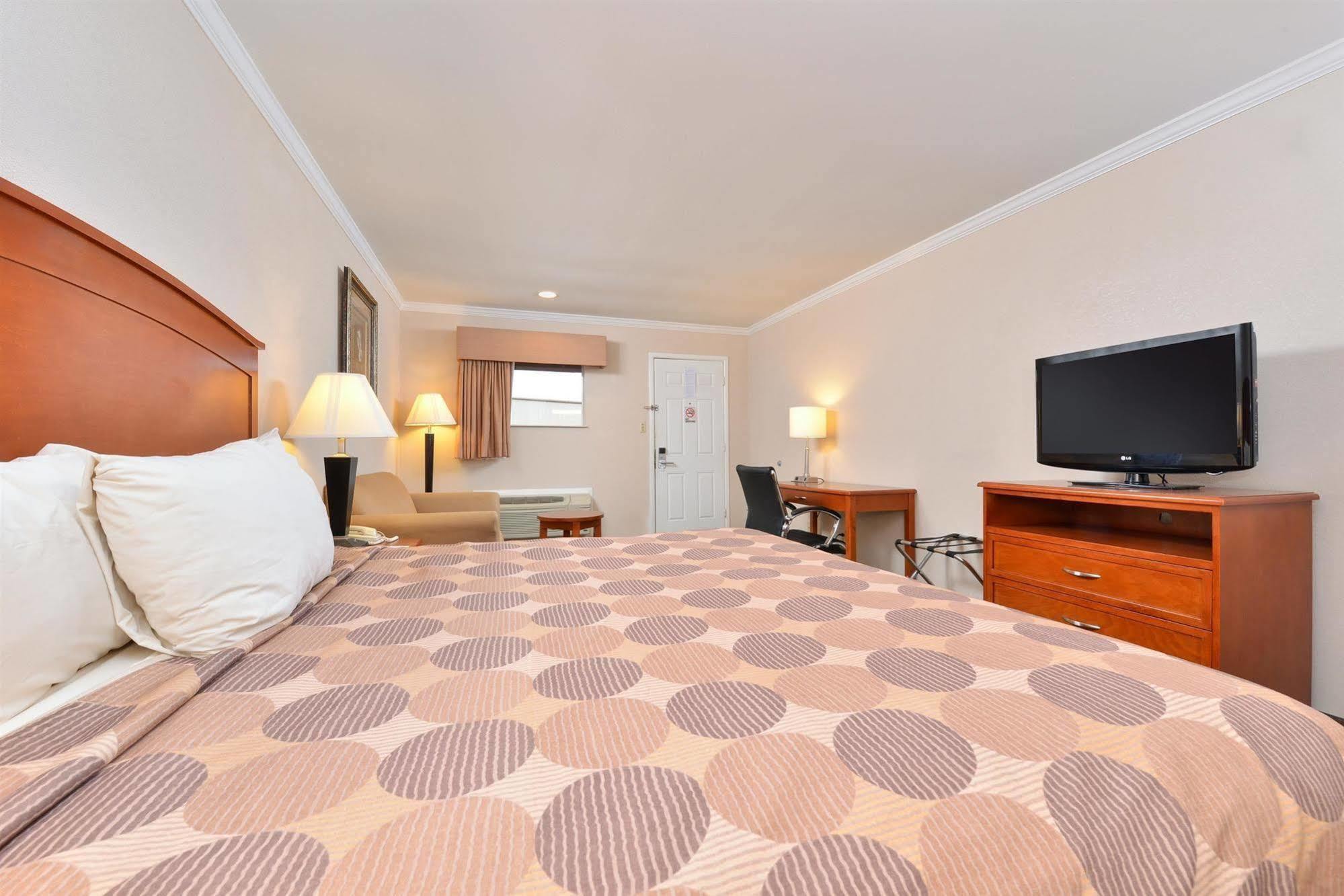 Surestay Hotel By Best Western Rockdale Dış mekan fotoğraf
